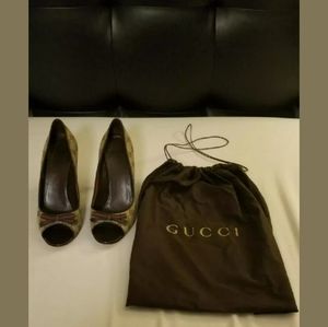 Gucci Pumps size 8
